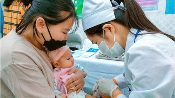 Bộ Y tế đề xuất sửa đổi quy định về hoạt động tiêm chủng vắc xin- Ảnh 1.