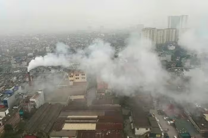 Nhà máy dệt xả khói giữa khu dân cư ở Hà Nội sẽ phải di dời từ tháng 8- Ảnh 2. Nhà máy dệt xả khói giữa khu dân cư ở Hà Nội sẽ phải di dời từ tháng 8- Ảnh 2.