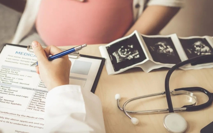 Bệnh giang mai bẩm sinh nguy hiểm thế nào?
