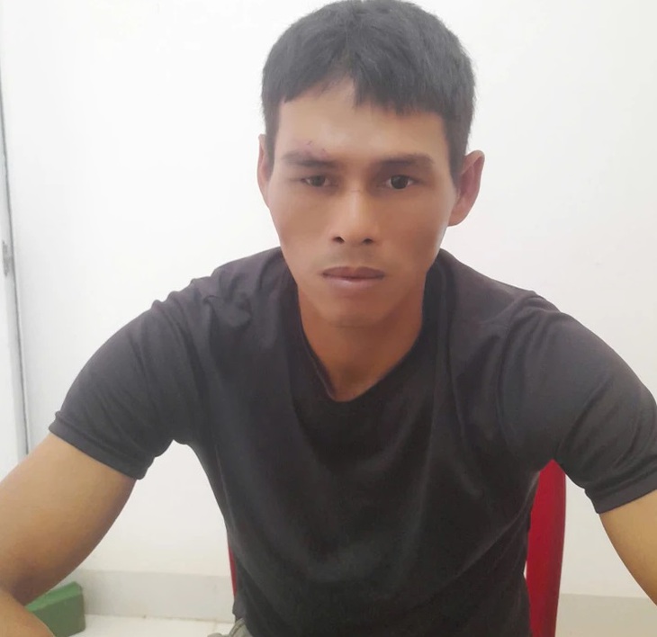 Bình Thuận: Bắt kẻ gây rối, dùng dao chém người tại đám cưới- Ảnh 1. Bình Thuận: Bắt kẻ gây rối, dùng dao chém người tại đám cưới- Ảnh 1.