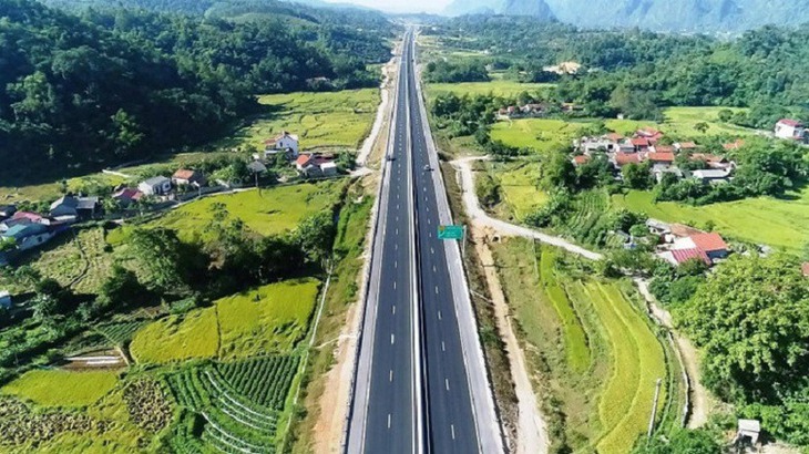 Thủ tướng thành lập 7 Đoàn kiểm tra rà soát, tháo gỡ khó khăn các dự án giao thông trọng điểm- Ảnh 1. Thủ tướng thành lập 7 Đoàn kiểm tra rà soát, tháo gỡ khó khăn các dự án giao thông trọng điểm- Ảnh 1.