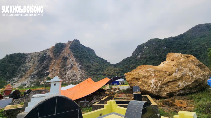 Vụ công ty khoáng sản nổ mìn ở Hà Nam: Hơn 30 ngôi mộ bị đá đè nát- Ảnh 2.