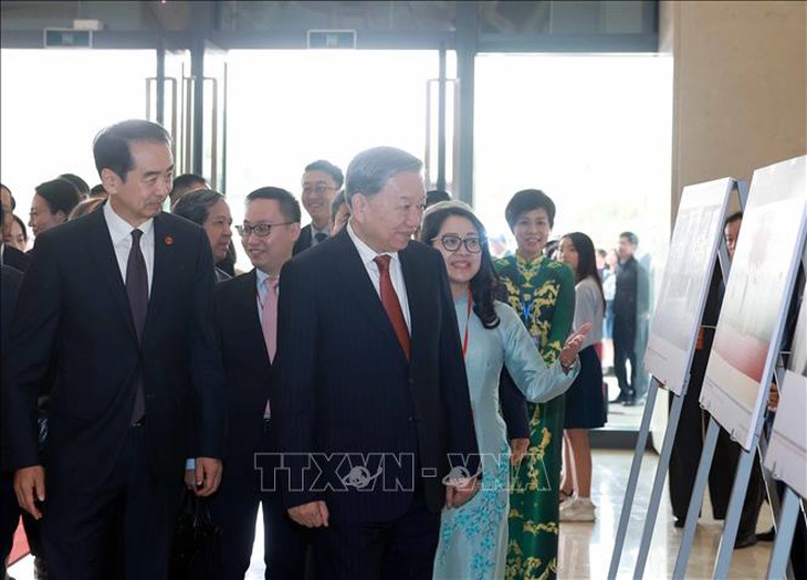 Tổng Bí thư Tô Lâm: Thế hệ trẻ sẽ kế thừa truyền thống hữu nghị, mang đến tương lai tươi sáng cho quan hệ Việt – Trung- Ảnh 4. Tổng Bí thư Tô Lâm: Thế hệ trẻ sẽ kế thừa truyền thống hữu nghị, mang đến tương lai tươi sáng cho quan hệ Việt – Trung- Ảnh 4.