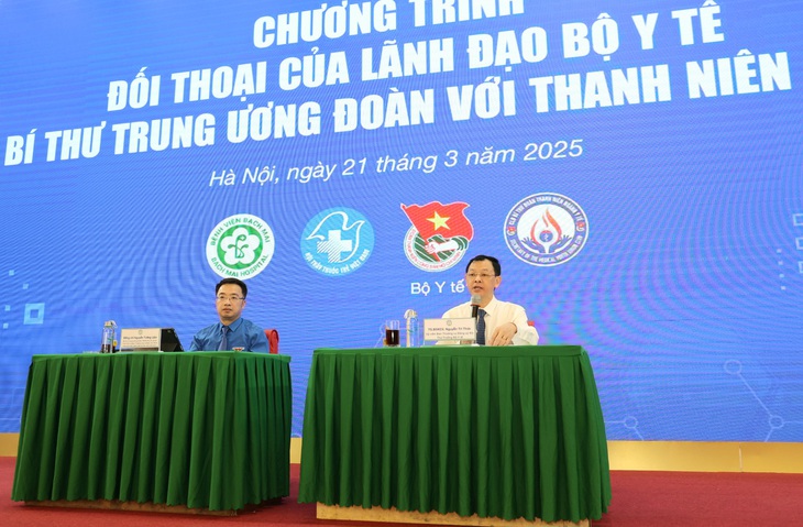 Bộ Y tế và Trung ương Đoàn đối thoại với gần 500 thanh niên ngành y- Ảnh 1. Bộ Y tế và Trung ương Đoàn đối thoại với gần 500 thanh niên ngành y- Ảnh 1.