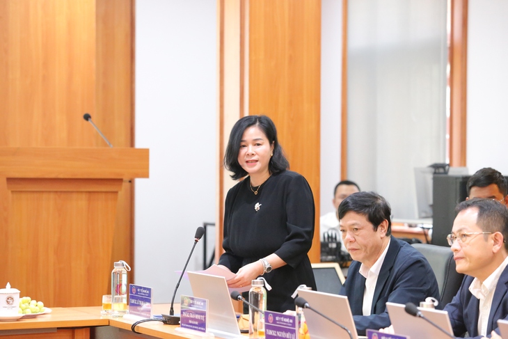 'Chung tay phát triển ngành y tế Nghệ An xứng tầm trung tâm khu vực Bắc Trung Bộ'- Ảnh 1. 'Chung tay phát triển ngành y tế Nghệ An xứng tầm trung tâm khu vực Bắc Trung Bộ'- Ảnh 1.