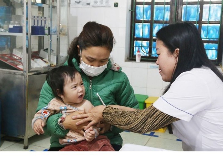 Hà Tĩnh hoàn thành chiến dịch tiêm vaccine phòng sởi cho trẻ em- Ảnh 3.