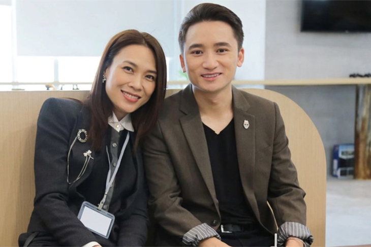 Nam nhạc sĩ quê Nghệ An được Mỹ Tâm quý trọng tài năng có đời thực hạnh phúc bên vợ trẻ đẹp- Ảnh 1. Nam nhạc sĩ quê Nghệ An được Mỹ Tâm quý trọng tài năng có đời thực hạnh phúc bên vợ trẻ đẹp- Ảnh 1.