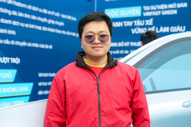 Tài xế săn đón Limo Green, tiết lộ loạt lý do không thể không xuống tiền- Ảnh 1. Tài xế săn đón Limo Green, tiết lộ loạt lý do không thể không xuống tiền- Ảnh 1.
