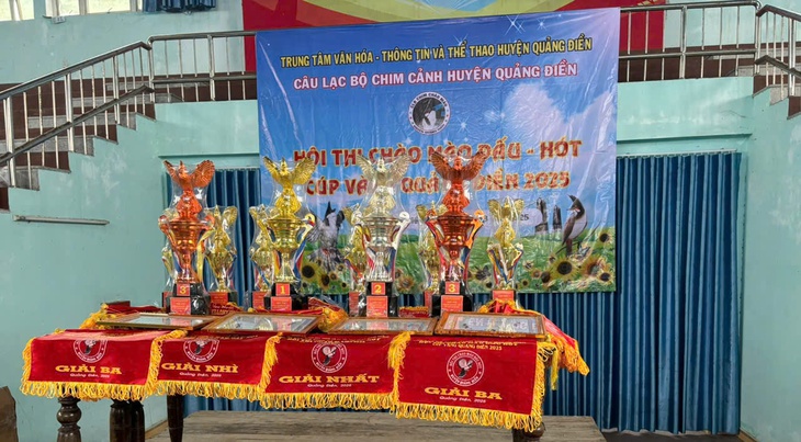 Sở không cấp phép, huyện vẫn tổ chức hội thi chim chào mào- Ảnh 2. Sở không cấp phép, huyện vẫn tổ chức hội thi chim chào mào- Ảnh 2.