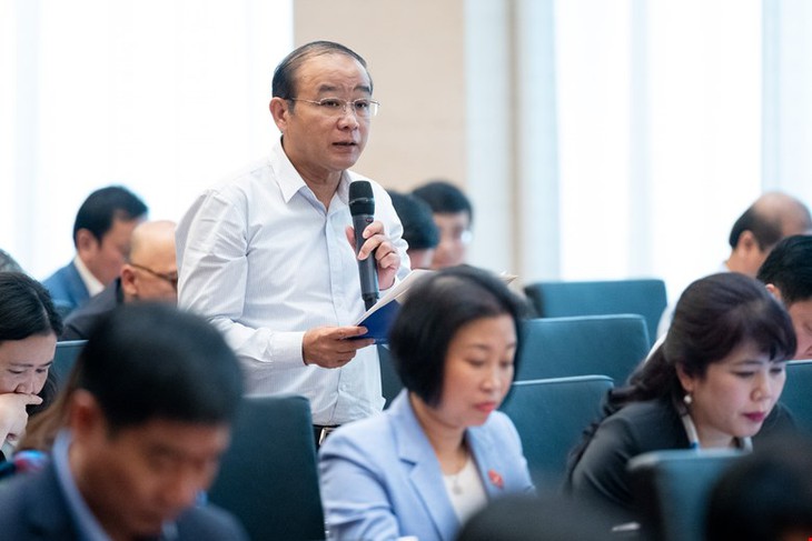 ĐBQH: Cần quy trách nhiệm thu hồi, xử lý hóa chất bị cấm sau khi lưu thông trên thị trường- Ảnh 1.