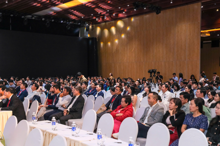 DHG Pharma đồng hành cùng Hội nghị khoa học thường niên Tai Mũi Họng 2025- Ảnh 2.