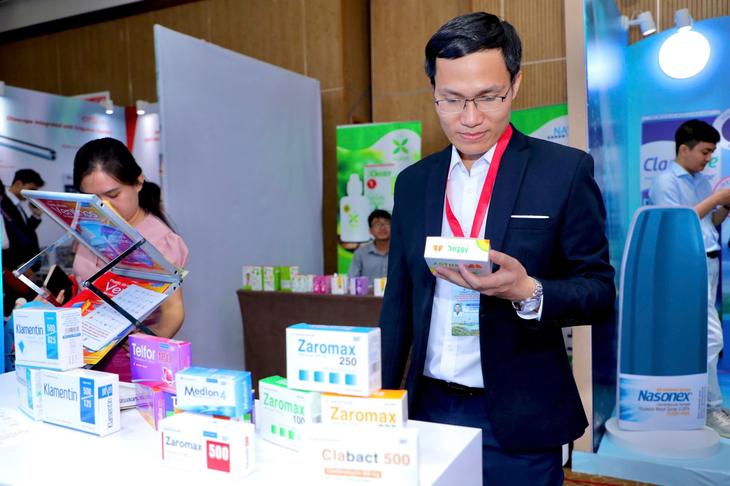 DHG Pharma đồng hành cùng Hội nghị khoa học thường niên Tai Mũi Họng 2025- Ảnh 4.