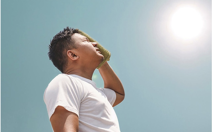 Nhiều khu vực nắng nóng gay gắt 2 ngày tới rồi nhiệt giảm đột ngột