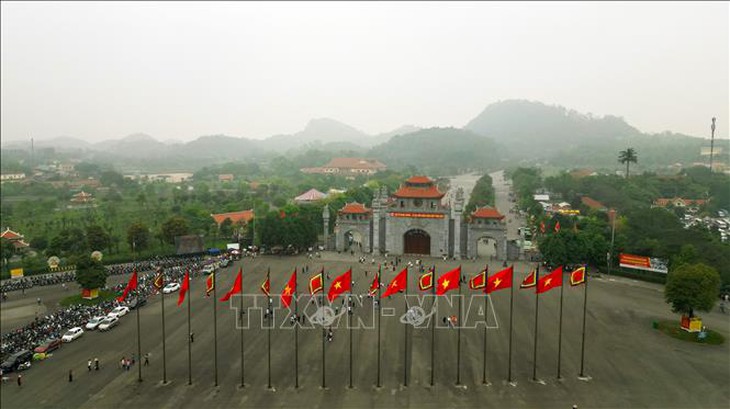‘Cơ hội vàng' đón khách du lịch dịp Giỗ Tổ Hùng Vương- Ảnh 1.
