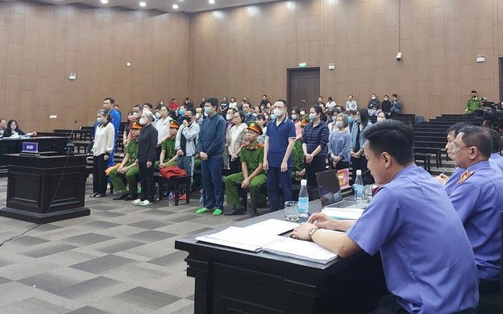 Giám đốc trục lợi 743 tỷ đồng đang trốn truy nã gửi đơn tới phiên tòa hứa về chấp hành án