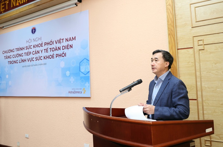 75% người bệnh ung thư phổi nước ta phát hiện ở giai đoạn muộn: Cần tăng cường tiếp cận y tế toàn diện về sức khỏe phổi- Ảnh 1. 75% người bệnh ung thư phổi nước ta phát hiện ở giai đoạn muộn: Cần tăng cường tiếp cận y tế toàn diện về sức khỏe phổi- Ảnh 1.