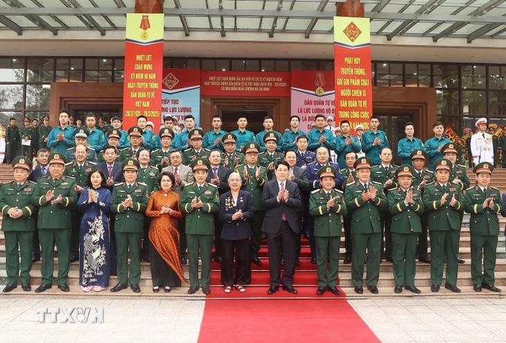 Chủ tịch nước: Dân quân tự vệ luôn là lực lượng có vị trí chiến lược quan trọng- Ảnh 1. Chủ tịch nước: Dân quân tự vệ luôn là lực lượng có vị trí chiến lược quan trọng- Ảnh 1.