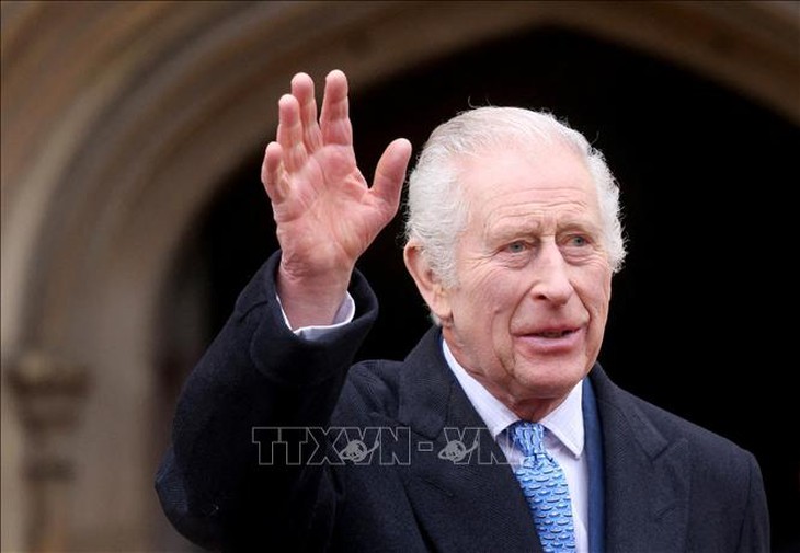 Vua Charles III nhập viện vì tác dụng phụ khi điều trị ung thư- Ảnh 1.