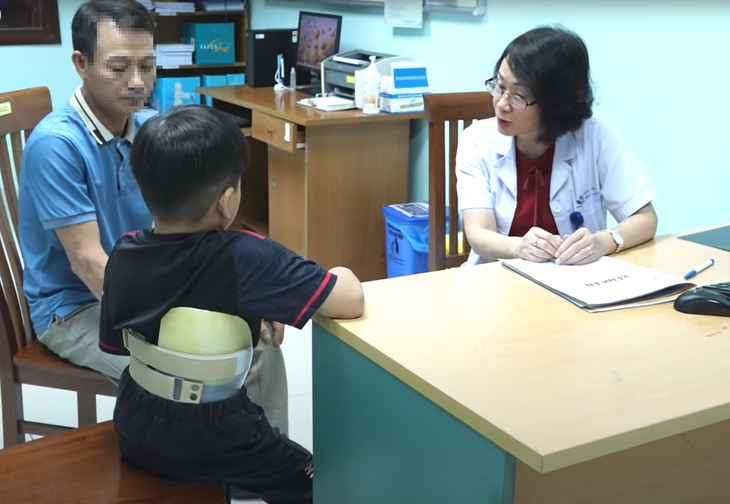 Câu hỏi thường gặp về gù cột sống- Ảnh 2. Câu hỏi thường gặp về gù cột sống- Ảnh 2.