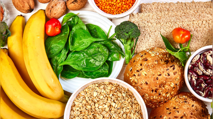 Tập trung vào chế độ ăn ít carbohydrate, nhiều chất xơ