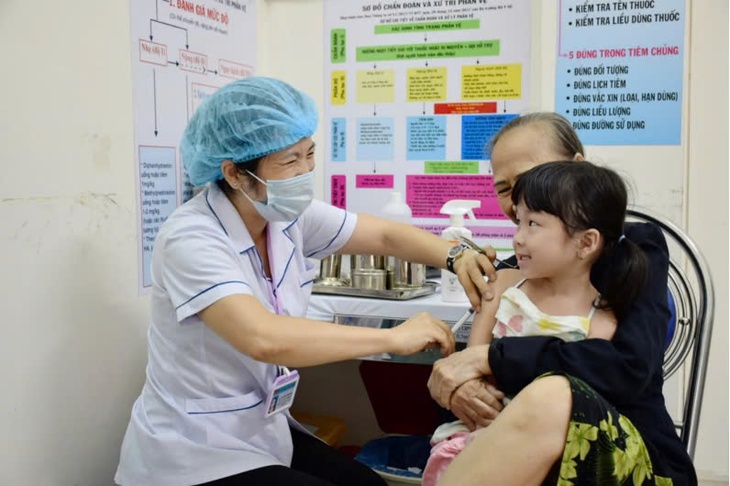 Sở Y tế TPHCM đề nghị công bố hết dịch sởi ở 22 phường, xã- Ảnh 1.