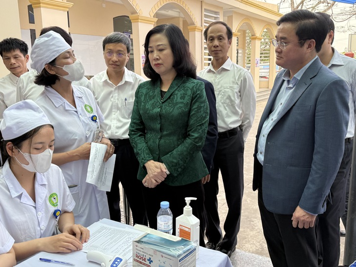 Bộ trưởng Bộ Y tế: Hải Phòng tiếp tục rà soát để tránh bỏ sót đối tượng, đẩy nhanh tiến độ tiêm vaccine sởi- Ảnh 1. Bộ trưởng Bộ Y tế: Hải Phòng tiếp tục rà soát để tránh bỏ sót đối tượng, đẩy nhanh tiến độ tiêm vaccine sởi- Ảnh 1.