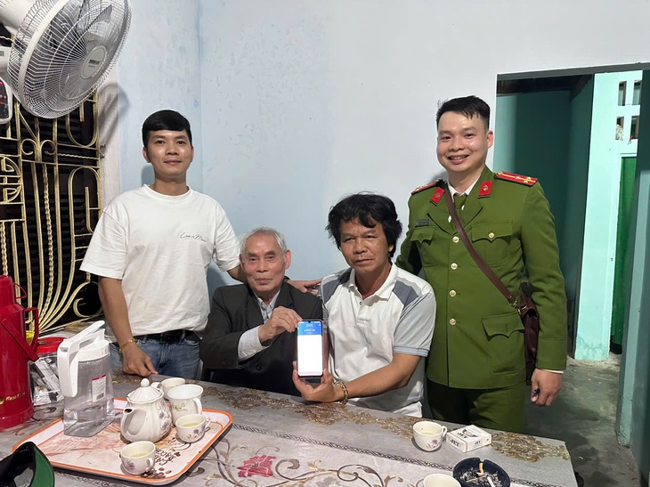Đại lý vé số ở Huế trả thưởng nhầm 100 triệu đồng- Ảnh 1.