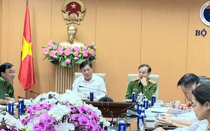 Bộ Y tế và Bộ Công an làm việc về tăng mức chế tài xử phạt vi phạm an toàn thực phẩm