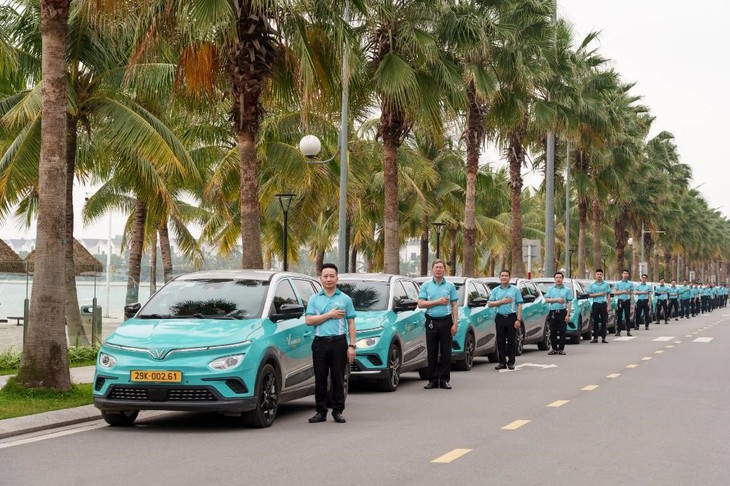 Xanh SM Premium chinh phục khách hàng bằng trải nghiệm cao cấp- Ảnh 1. Xanh SM Premium chinh phục khách hàng bằng trải nghiệm cao cấp- Ảnh 1.