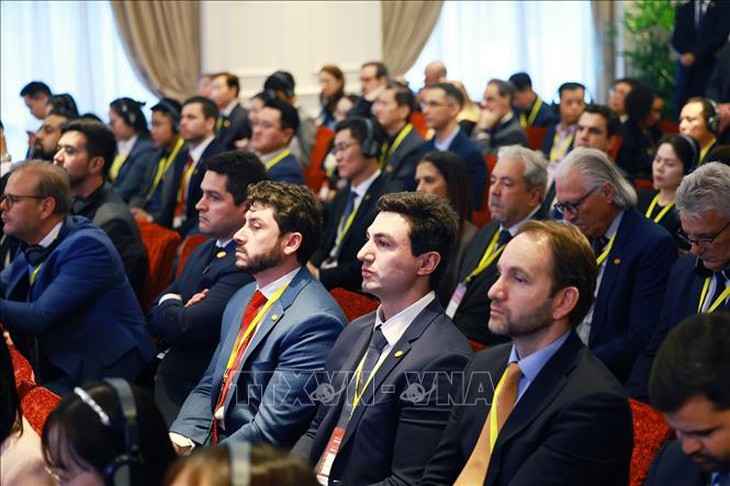 Thủ tướng Phạm Minh Chính và Tổng thống Lula da Silva cùng dự Diễn đàn kinh tế Việt Nam - Brazil- Ảnh 5. Thủ tướng Phạm Minh Chính và Tổng thống Lula da Silva cùng dự Diễn đàn kinh tế Việt Nam - Brazil- Ảnh 5.