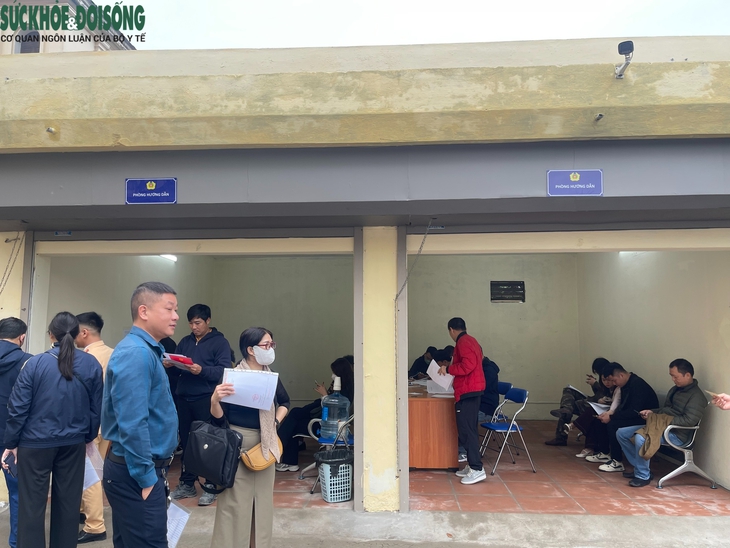 Có gì mới trong những ngày đầu CSGT Hà Nội cấp đổi giấy phép lái xe?- Ảnh 3.
