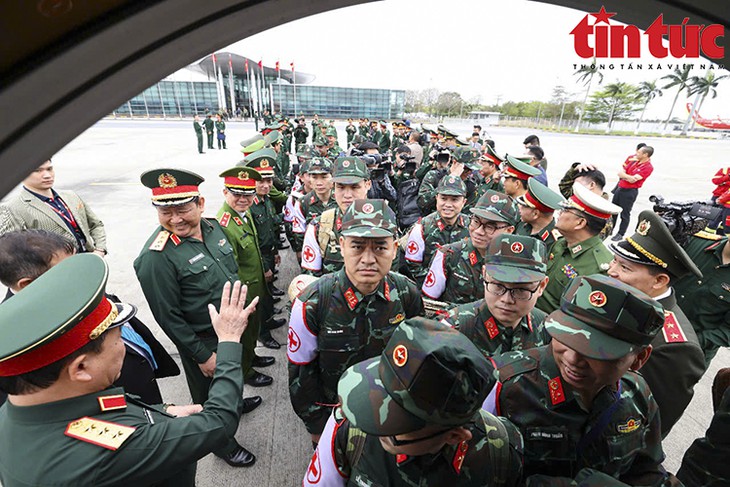 Hình ảnh 80 quân nhân Việt Nam lên đường sang Myanmar khắc phục hậu quả động đất- Ảnh 7.
