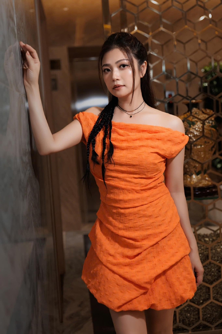 Kiều Anh - Thu Quỳnh phim 'Cha tôi, người ở lại' ngoài đời thực có sắc vóc ra sao?- Ảnh 5. Kiều Anh - Thu Quỳnh phim 'Cha tôi, người ở lại' ngoài đời thực có sắc vóc ra sao?- Ảnh 5.