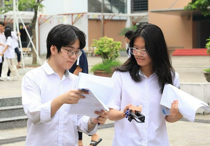 4 trường THPT chuyên của Hà Nội tuyển sinh những môn nào?- Ảnh 1. 4 trường THPT chuyên của Hà Nội tuyển sinh những môn nào?- Ảnh 1.