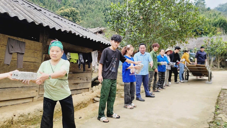 Chung tay xóa nhà tạm cho người nghèo miền núi Nghệ An- Ảnh 2.