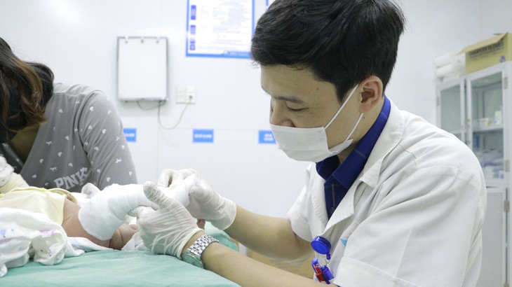Chế độ dinh dưỡng giúp nâng cao sức khỏe cho trẻ bị khoèo chân bẩm sinh- Ảnh 1. Chế độ dinh dưỡng giúp nâng cao sức khỏe cho trẻ bị khoèo chân bẩm sinh- Ảnh 1.