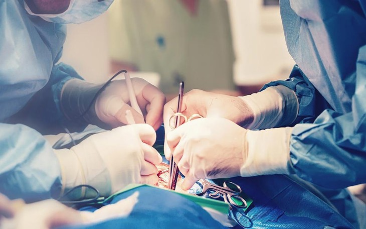 Các phương pháp và dùng thuốc điều trị hở van động mạch chủ