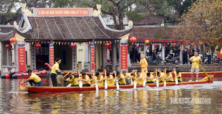 Trai làng Đăm căng mình luyện đua thuyền trước ngày hội lớn- Ảnh 1.