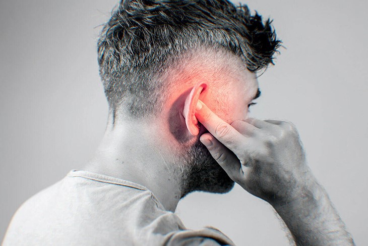 Các yếu tố nguy cơ khiến bạn mắc chứng ù tai - Ảnh 1.