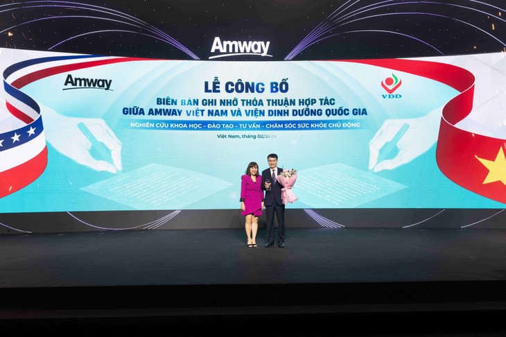 Amway Việt Nam ra mắt chiến lược 'Sống khỏe mạnh, sống hạnh phúc' tại Amway Expo 2025- Ảnh 2. Amway Việt Nam ra mắt chiến lược 'Sống khỏe mạnh, sống hạnh phúc' tại Amway Expo 2025- Ảnh 2.