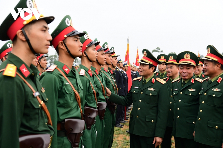 Hình ảnh hợp luyện diễu binh, diễu hành kỷ niệm 50 năm Ngày giải phóng miền Nam- Ảnh 13. Hình ảnh hợp luyện diễu binh, diễu hành kỷ niệm 50 năm Ngày giải phóng miền Nam- Ảnh 13.