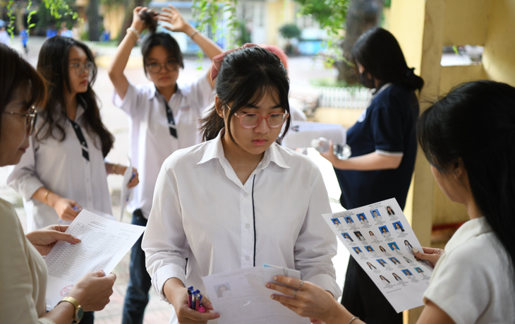 Lý do bỏ yêu cầu mỗi ngành chỉ có tối đa 4 tổ hợp xét tuyển- Ảnh 1. Lý do bỏ yêu cầu mỗi ngành chỉ có tối đa 4 tổ hợp xét tuyển- Ảnh 1.