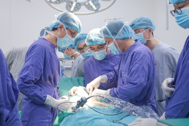 Thiếu niên 15 tuổi đã mắc bệnh dạ dày, thủng hành tá tràng- Ảnh 2.