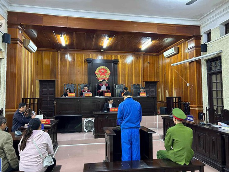 Mâu thuẫn hôn nhân, người chồng đánh vợ tử vong nhận án tù 20 năm- Ảnh 1. Mâu thuẫn hôn nhân, người chồng đánh vợ tử vong nhận án tù 20 năm- Ảnh 1.