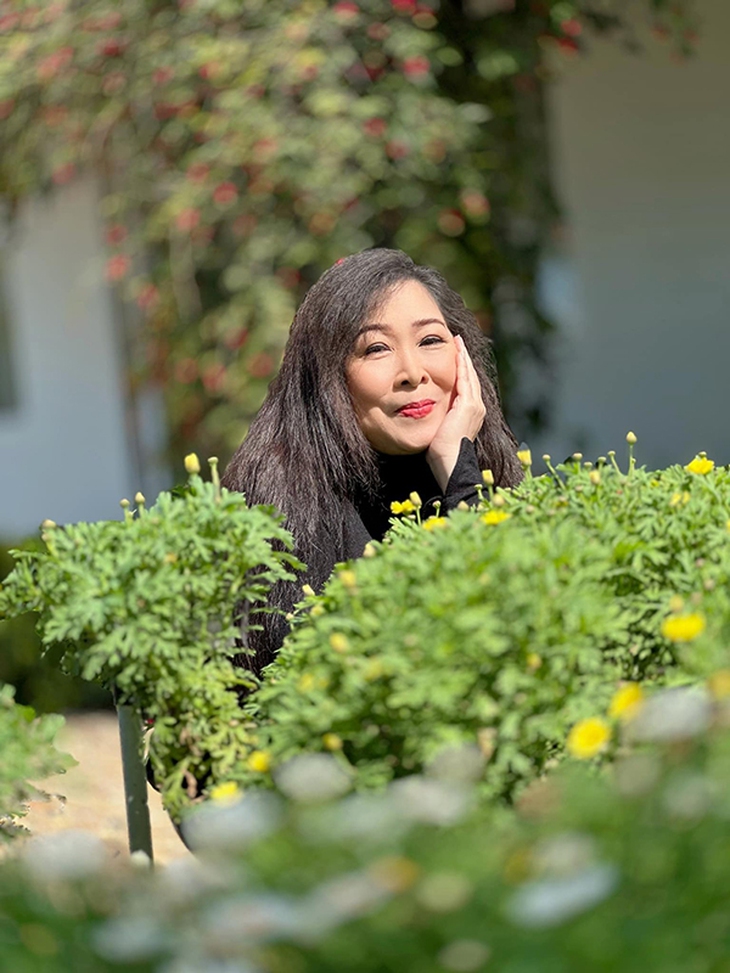 Một nữ NSND quê gốc Bắc Ninh tái hôn với tài tử điện ảnh một thời có cuộc sống viên mãn- Ảnh 5. Một nữ NSND quê gốc Bắc Ninh tái hôn với tài tử điện ảnh một thời có cuộc sống viên mãn- Ảnh 5.