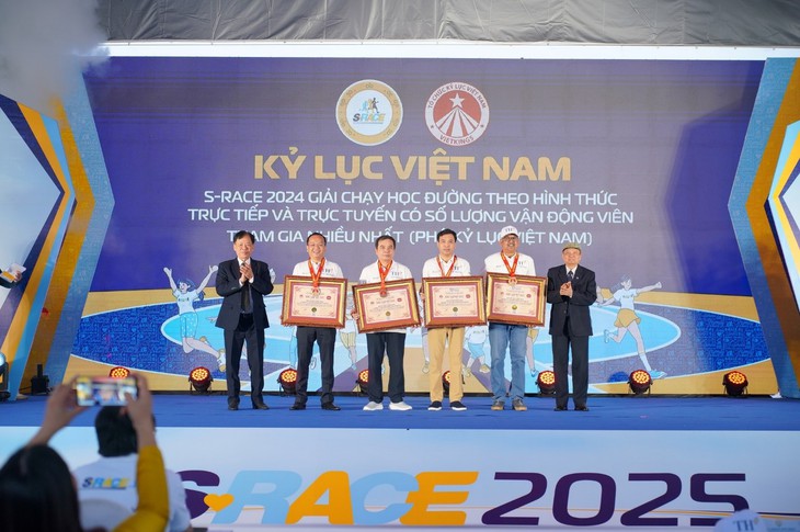 Tập đoàn TH đồng hành cùng 'thế hệ vươn mình' xác lập kỷ lục thế giới tại S-RACE- Ảnh 1.
