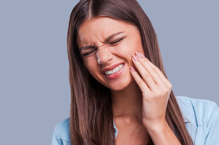 Cấy ghép Implant có đau không? Những điều cần biết về cảm giác đau- Ảnh 1.