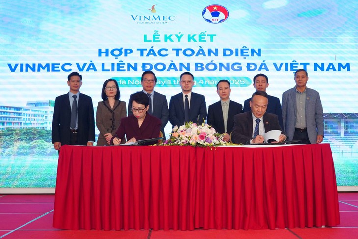 Vinmec và VFF hợp tác chiến lược nâng cao chất lượng y học thể thao
- Ảnh 1.