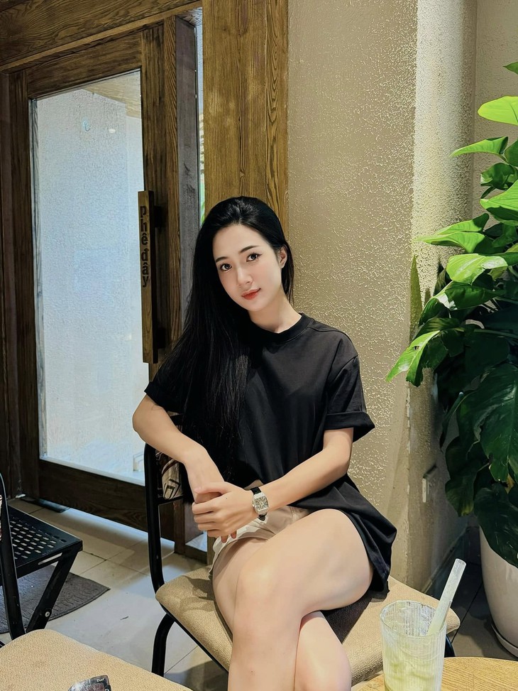 Vẻ đẹp đời thường của nữ diễn viên quê Bắc Ninh trong 'Cha tôi, người ở lại'- Ảnh 11.