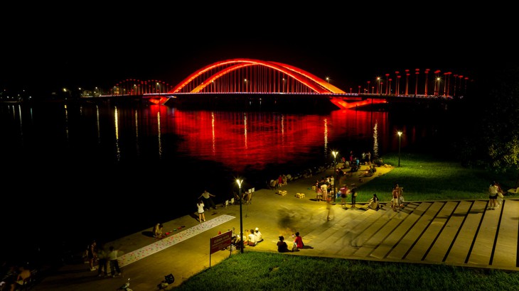 Điều ít biết về kiến trúc của cây cầu nghìn tỷ vừa thông xe ở Huế- Ảnh 1. Điều ít biết về kiến trúc của cây cầu nghìn tỷ vừa thông xe ở Huế- Ảnh 1.